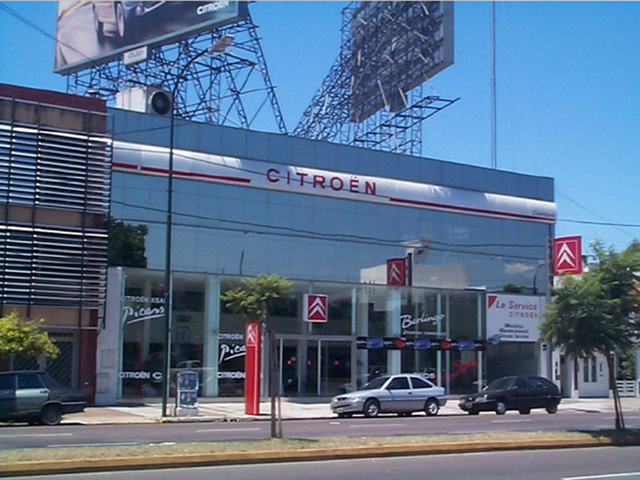 Chambord. Filial Concesionario Citroen.  Av Santa Fé 2405, Martinez, Bs As Proyecto /DDO/Construcción/3.450m2