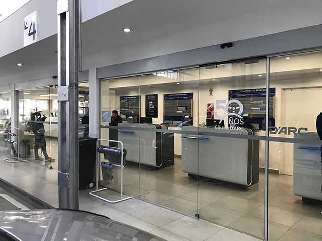 D´arc. Concesionario Peugeot.  Av Lope de Vega esq Simbrón, CABA Proyecto /DDO/Construcción/7.586m2