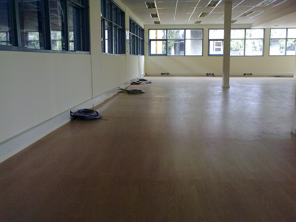 Boston Seguros. Oficinas Comerciales  Suipacha 268 CABA Proyecto /DDO/Construcción/450m2