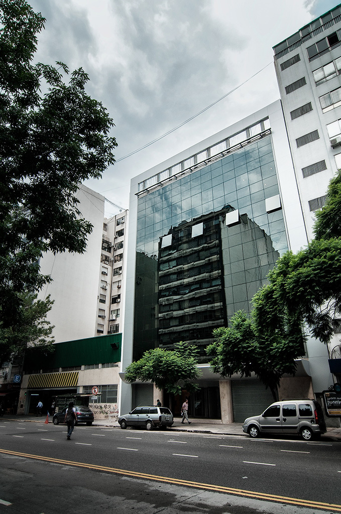 Mercantil Andina Edificio Corporativo  Av Belgrano 672 CABA Proyecto /DDO/5.200m2