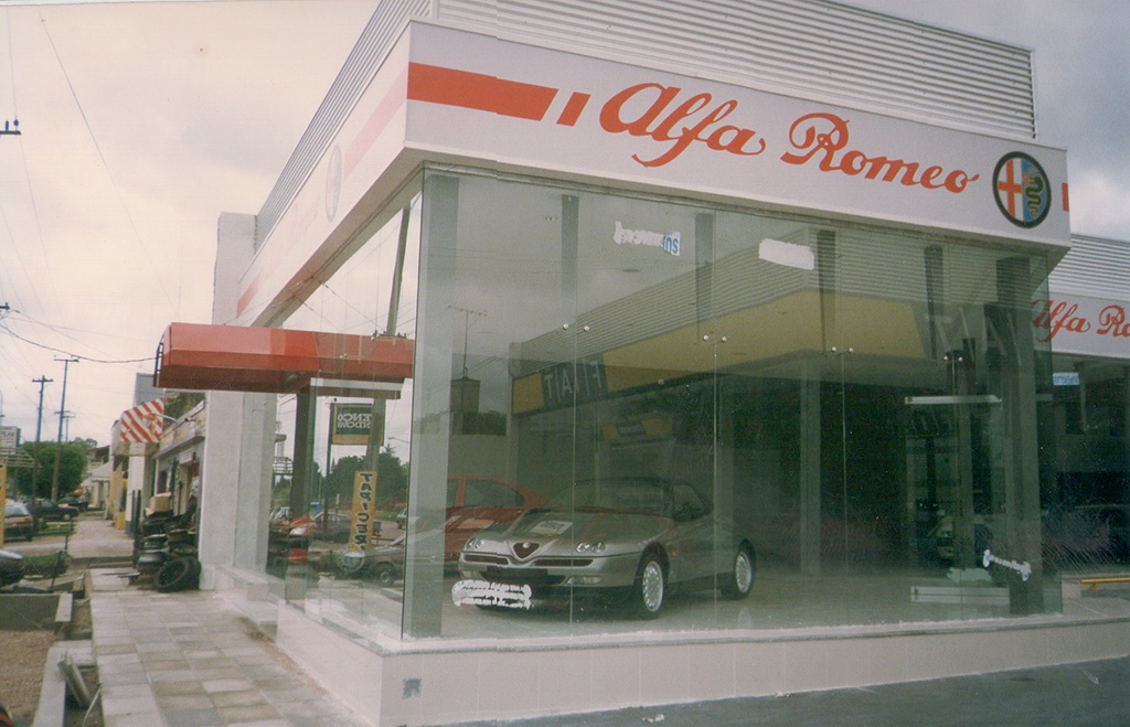 Italnord. Concesionario Alfa Romeo.  Tratado del Pilar 131, Pilar, Bs As Proyecto /DDO/Construcción/580m2